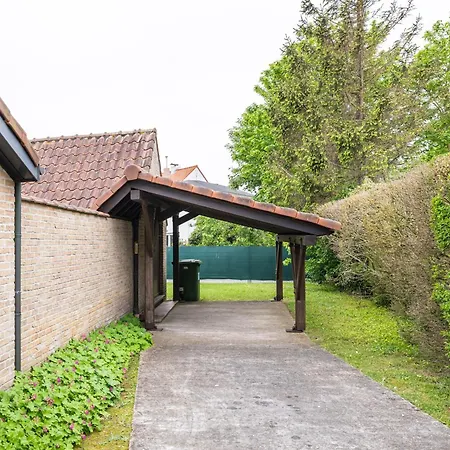 Villa In St-idesbald Near Sea Beach, Cleaning Included *